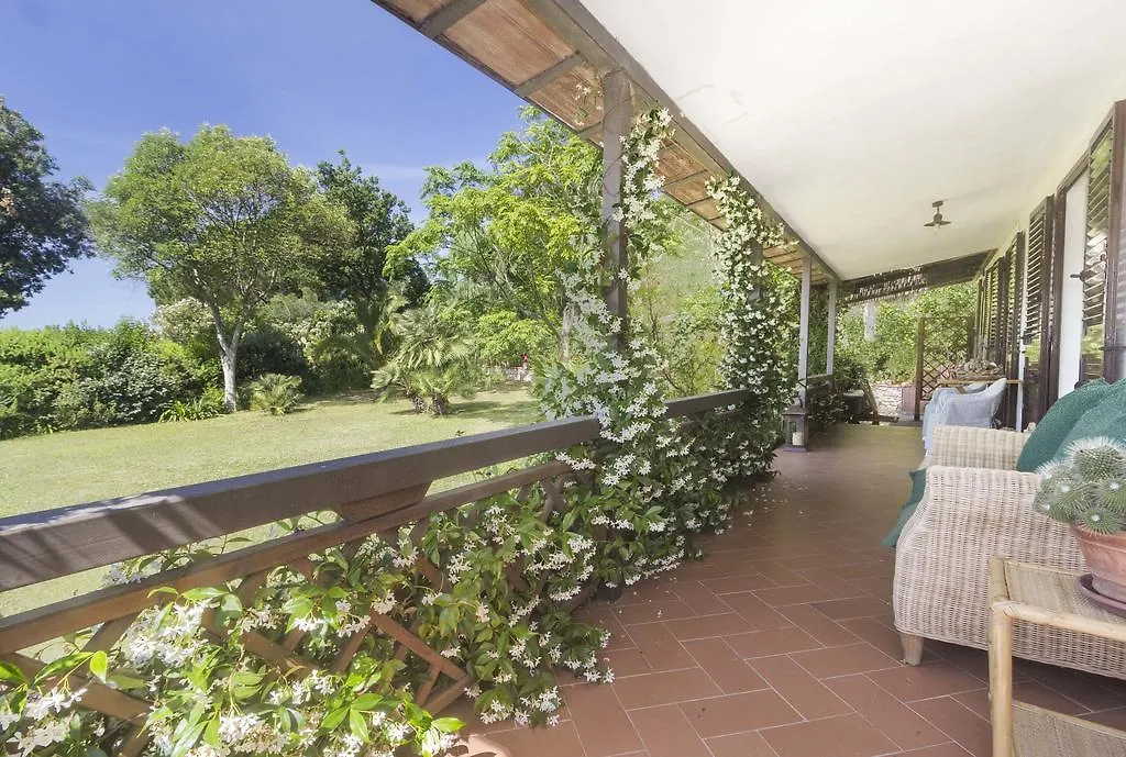 Prázdninový dům Villa Monserrato - Goelba Porto Azzurro